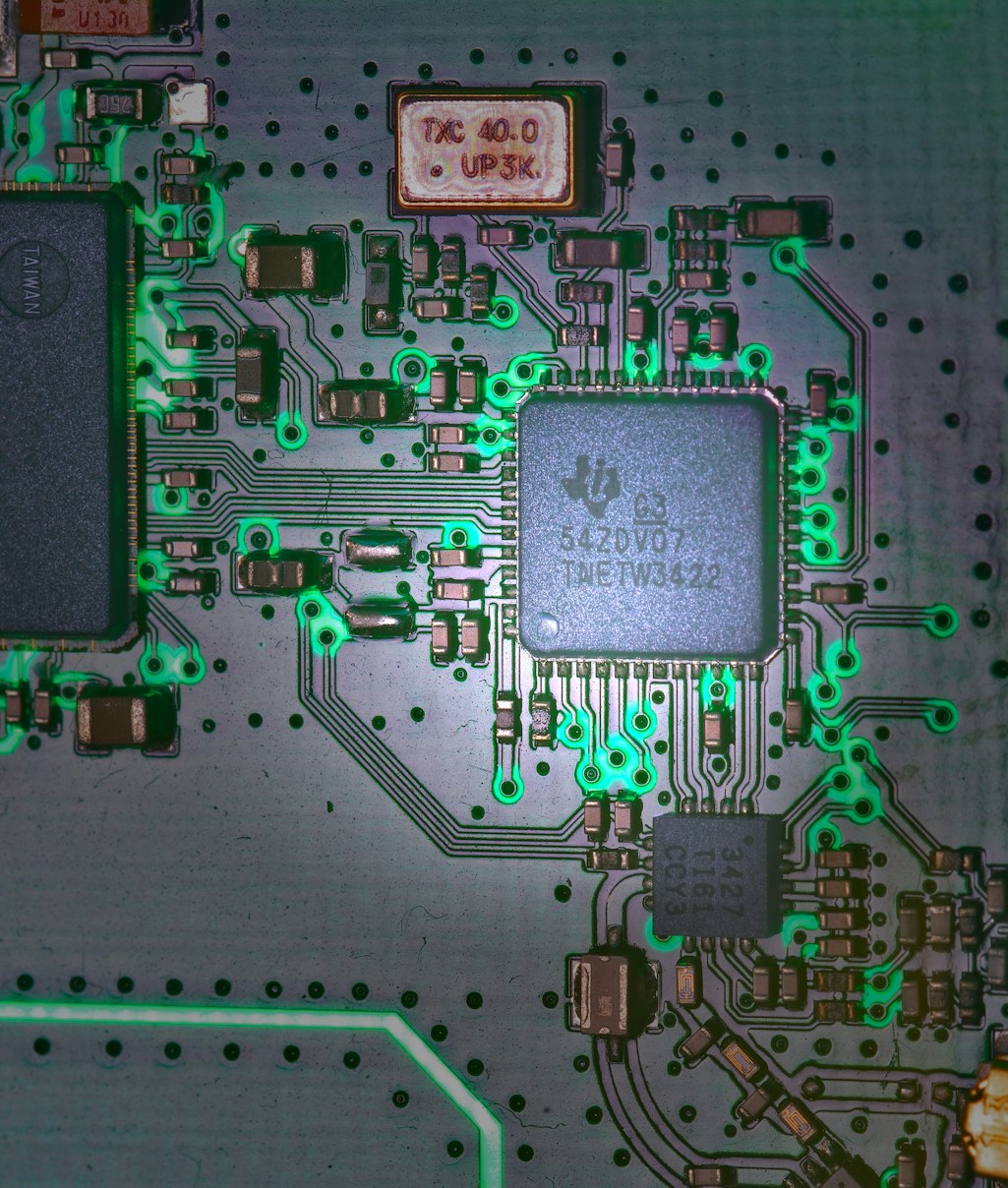 电脑硬件基础知识入门，从核心组件到协同工作原理